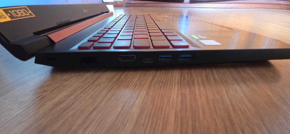 Acer Nitro 5 Intel Core i7, 32GB RAM, 3 Discos SSD 1TB/cada (como novo)
