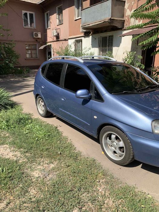 Продам шеврале такума