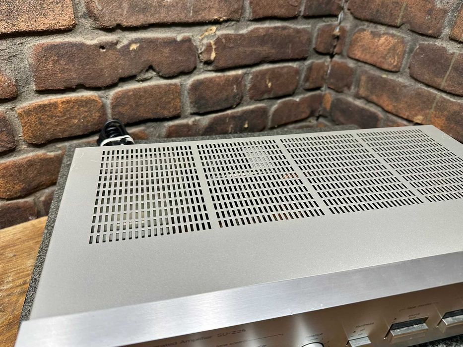 Wzmacniacz Technics SU-Z25