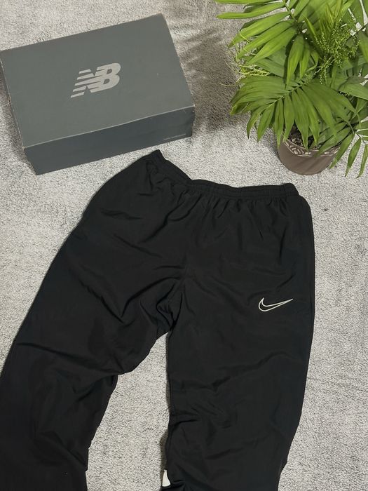 Нейлонові Штани Nike [S-M]