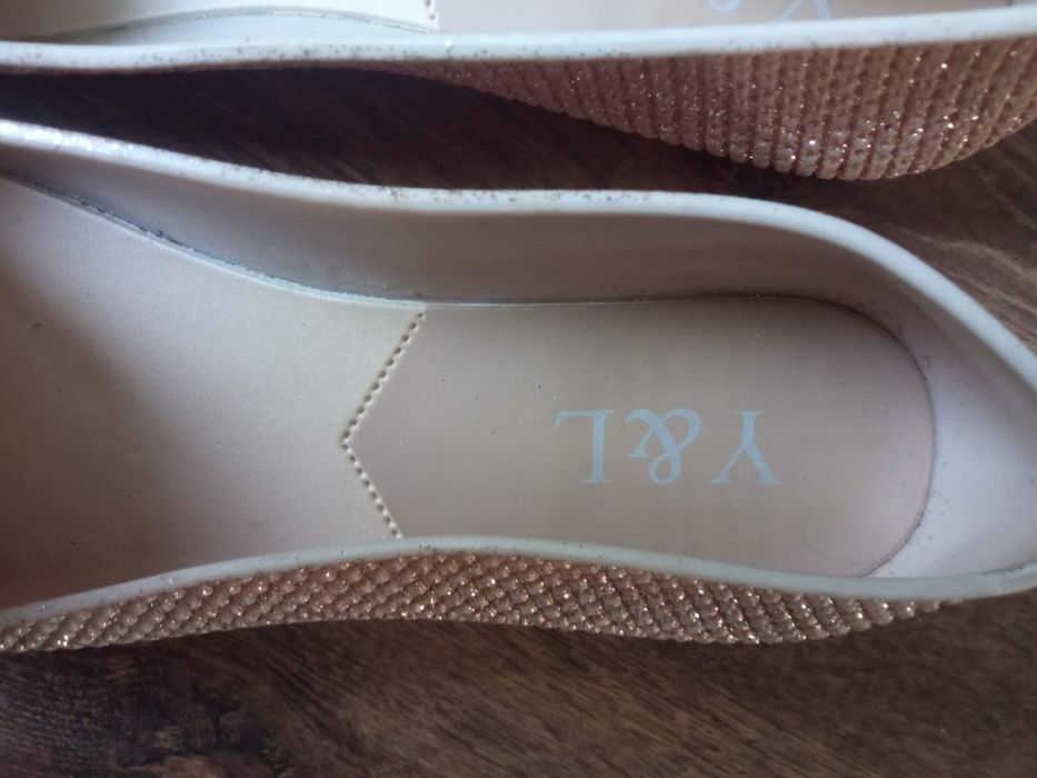 Półbuty, baleriny, gumowe złote r. 36/36,5