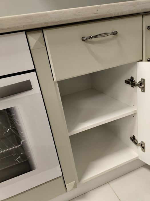 Продам кухню 1.5м