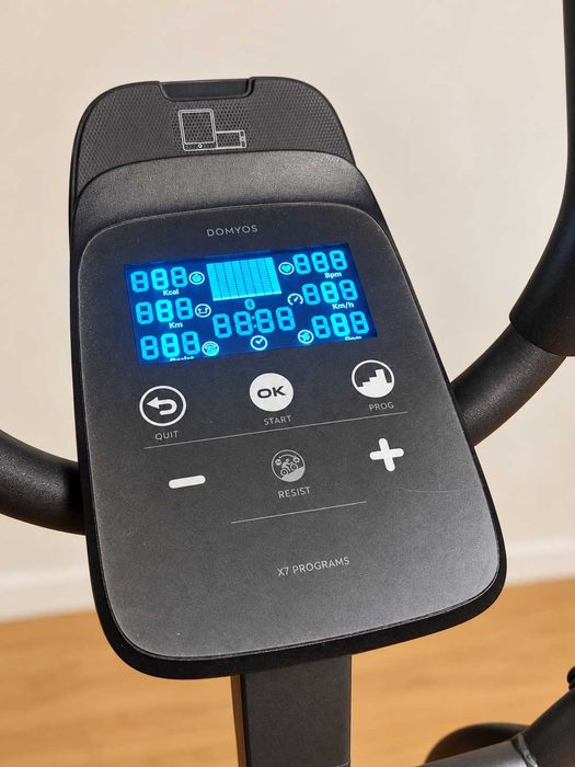 Elíptica Domyos 120 — pouco usada