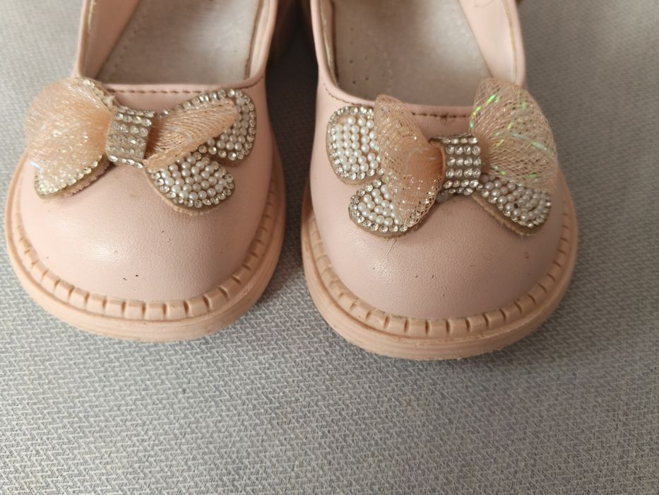Туфельки з бантиком на дівчинку 22 розмір