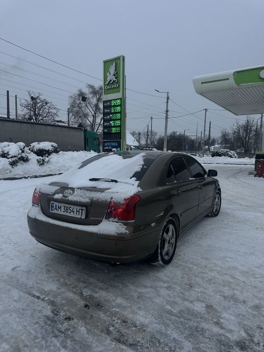 Продаю свою машину