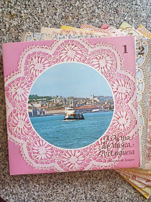 Variedade de discos vinil LP 3€ unidade
Exemplar estado de conservação