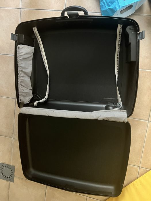 Mala viagem Delsey e necessaire