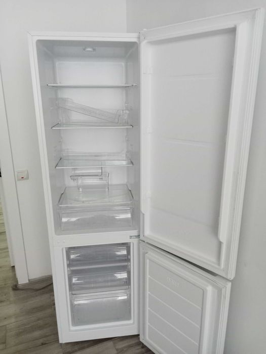 Frigorífico combinado na garantia