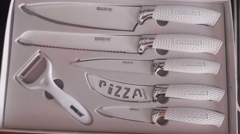 Conjunto de facas de cozinha brancas