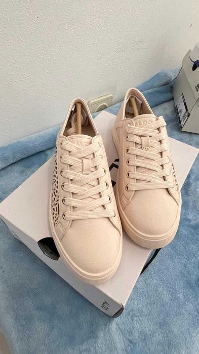 Sapatilhas Aldo de mulher novas na caixa