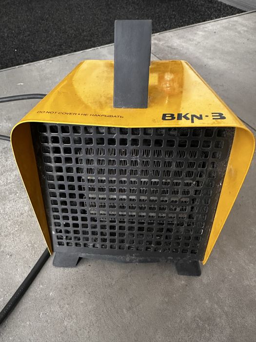 Електричний тепловентилятор Ballu BKN-3