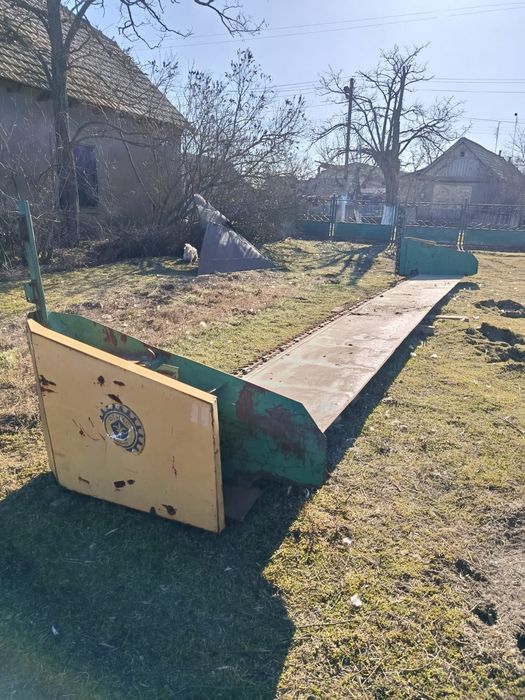 Продам ріпаковий стіл