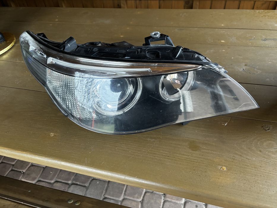 Reflektory przednie prawy lewy bmw e60
