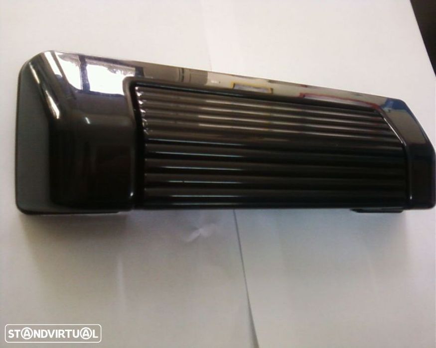 Suzuki Vitara Trunk Lid Handle (1988–2000) (NEW)
