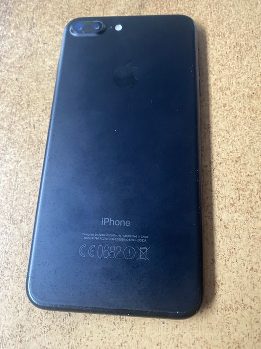 iPhone 7 Plus 128Gb Neverlock 100% батарея