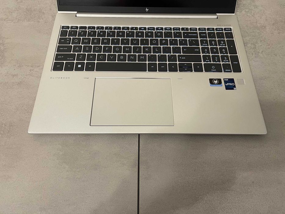 Ультрабук HP EliteBook 860 G9, 16" FHD+ IPS, i5-1245U, 16GB, 512GB SSD