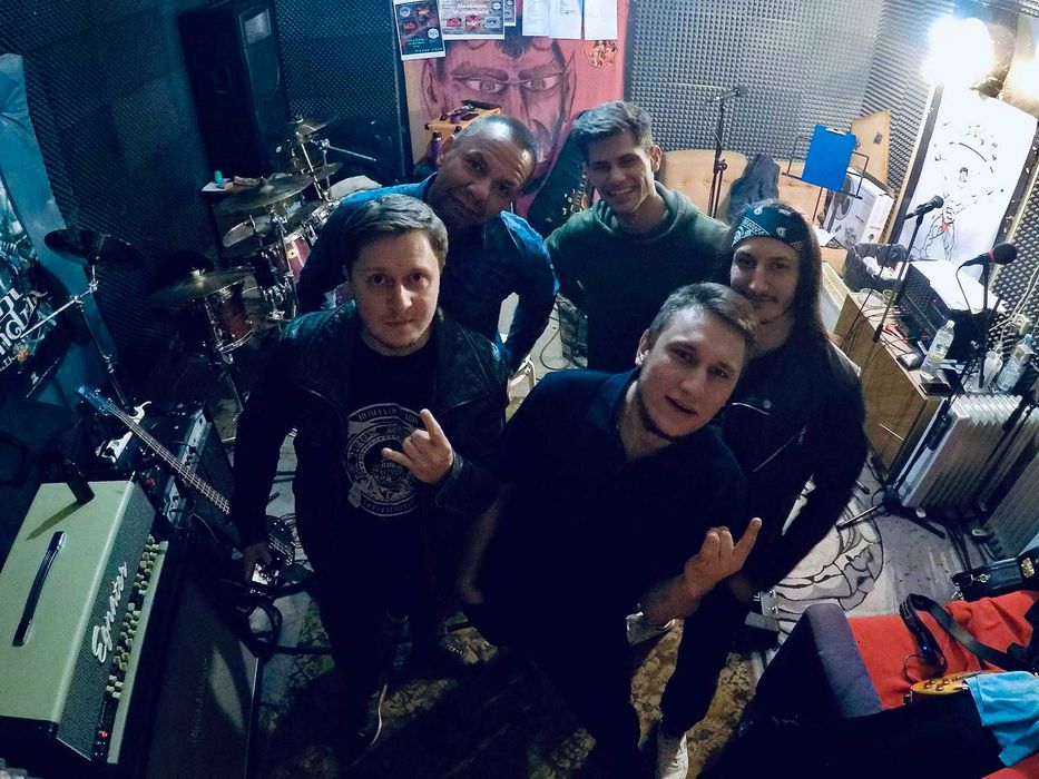 Poszukiwany BASISTA - Katowice zespół rock/metal - # Bas, bass, gitara basowa, basistka