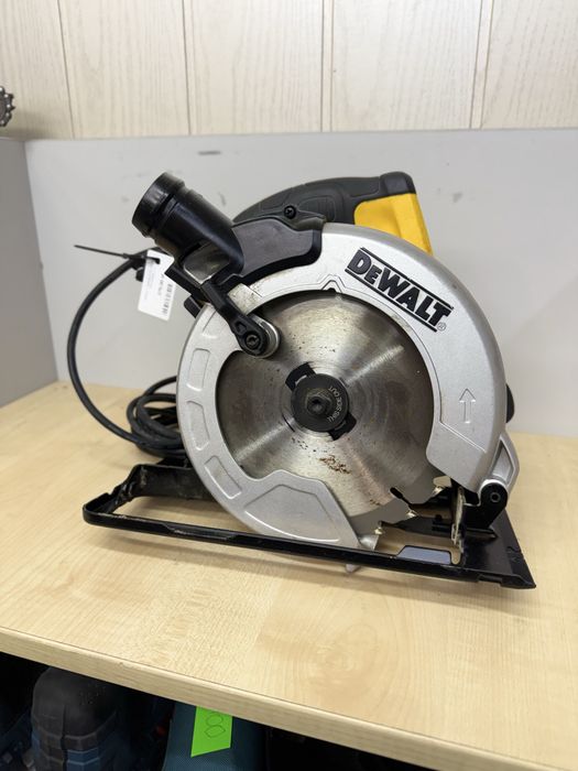 Dewalt DWE5615 piła tarczowa zaglebiarka  na kabel uzywana sprawna