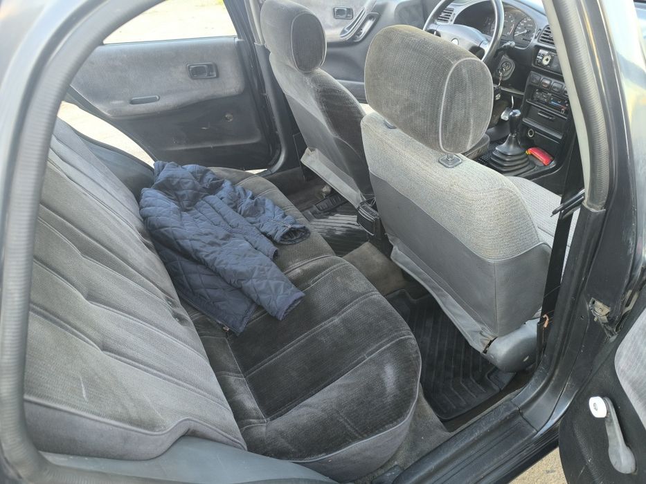 Nisan sunny N14 1.6l