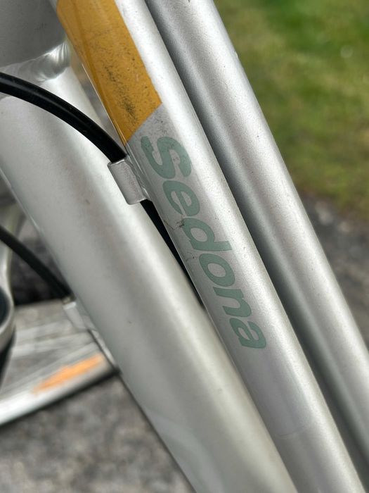 Rower miejski damski Giant Sedona M rama 20'' koła 26'' stan idealny