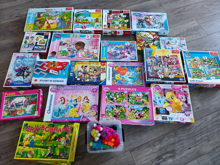 Puzzle /gry dla dzieci/ sprzedam całość