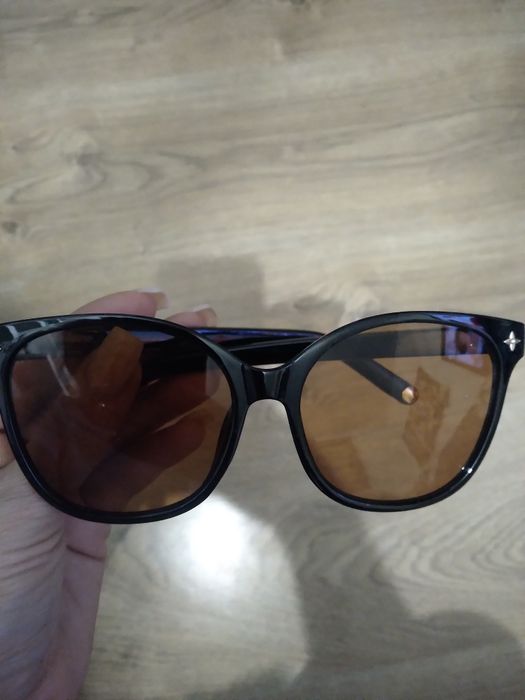 Świetne okulary przeciwsłoneczne