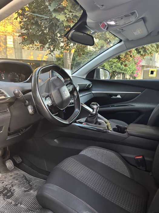 Peugeot 3008 1.2 puretech Active