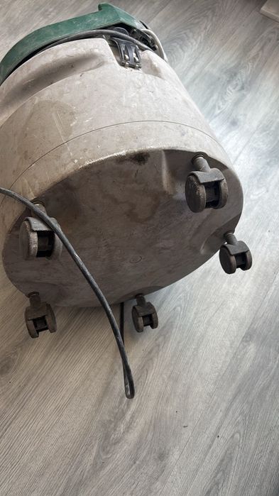 Odkurzacz przemysłowy warsztatowy ELECTROLUX (M2)