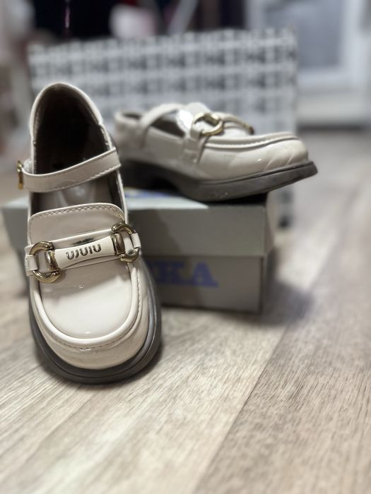 Туфлі для дівчинки 29 розмір