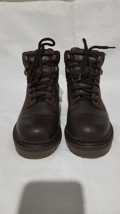 Шкіряні ботинки 36р. устілка 22.5см.
