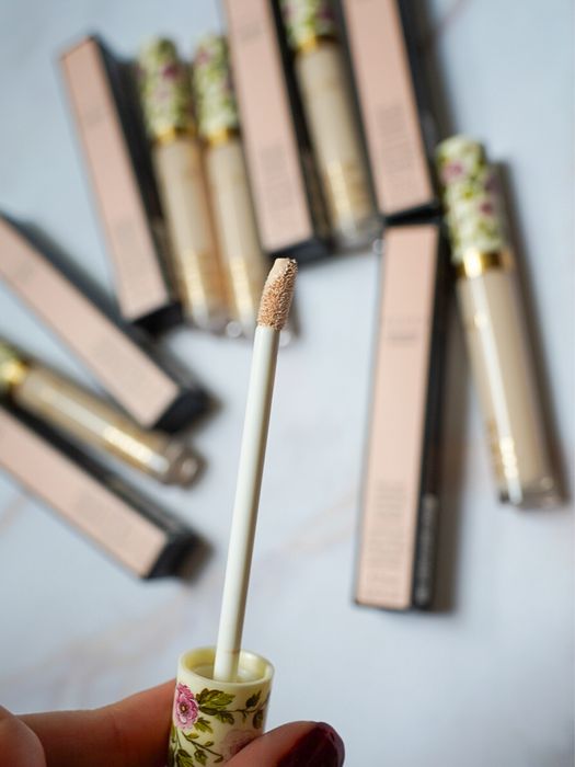 Консилер Gucci Concentré de Beauté Multi-Use Longwear Concealer