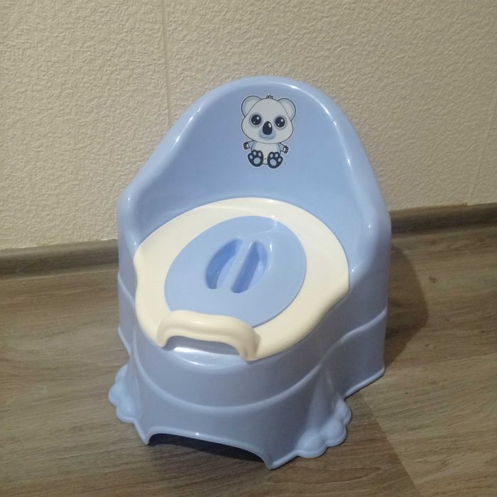 Дитячий горщик голубий