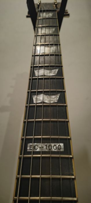 ESP LTD EC-1000 + case ESP eclipse
