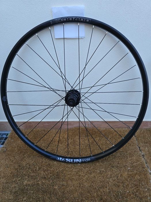 Rodas 29" Boost Sun Ringle Duroc30 (COMO NOVAS)