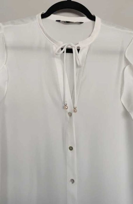 Elegancka biała bluzka Zara