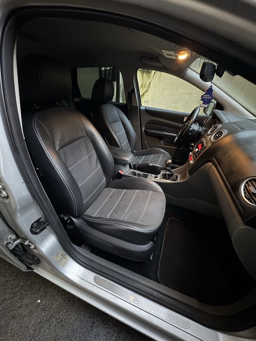 Ford Focus SW 1.6 Tdci Titanium - 2009 Nacional