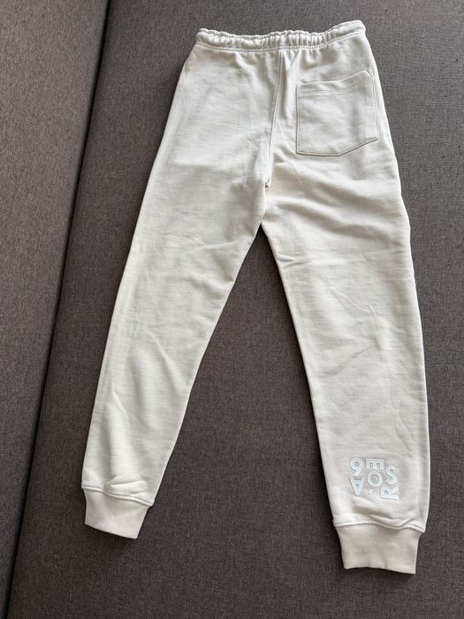 Продам новый костюм Zara