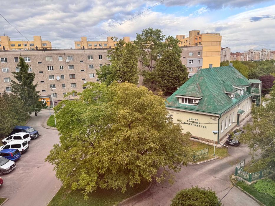 Підселення для ХЛОПЦЯ Пасічна (Делікатес) окрема кімната в 3-к