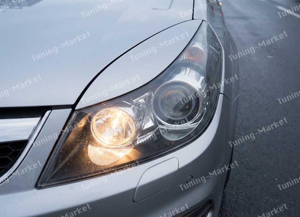Лип спойлер на крышку багажника Opel Vectra C, Козырек на заднее стекло Опель Вектра Ц