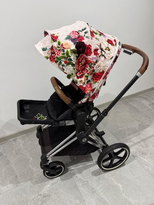 Wózek spacerówka Cybex Priam 2.0 Blossom Light