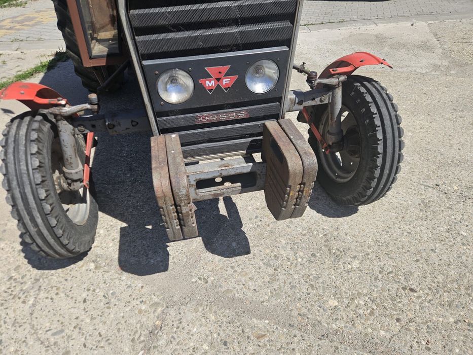 Massey Ferguson 255
