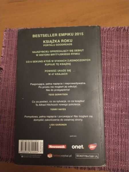 "Dziewczyna z pociągu" - książka lepsza od filmu