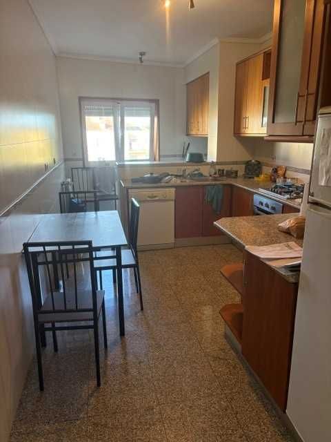 Quarto com varanda 600mts da Universidade de Aveiro