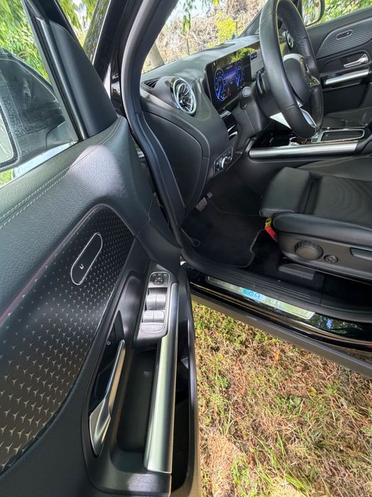 Mercedes EQA 250+
