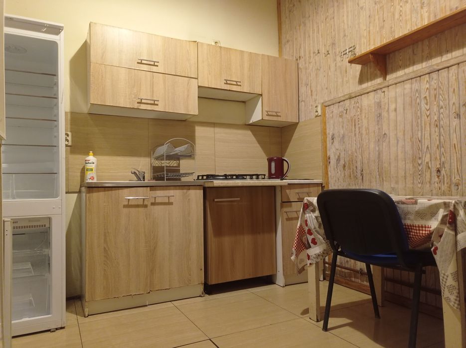 Dom dla pracowników -22 zł  tanie  spanie w centrum Józefowa.