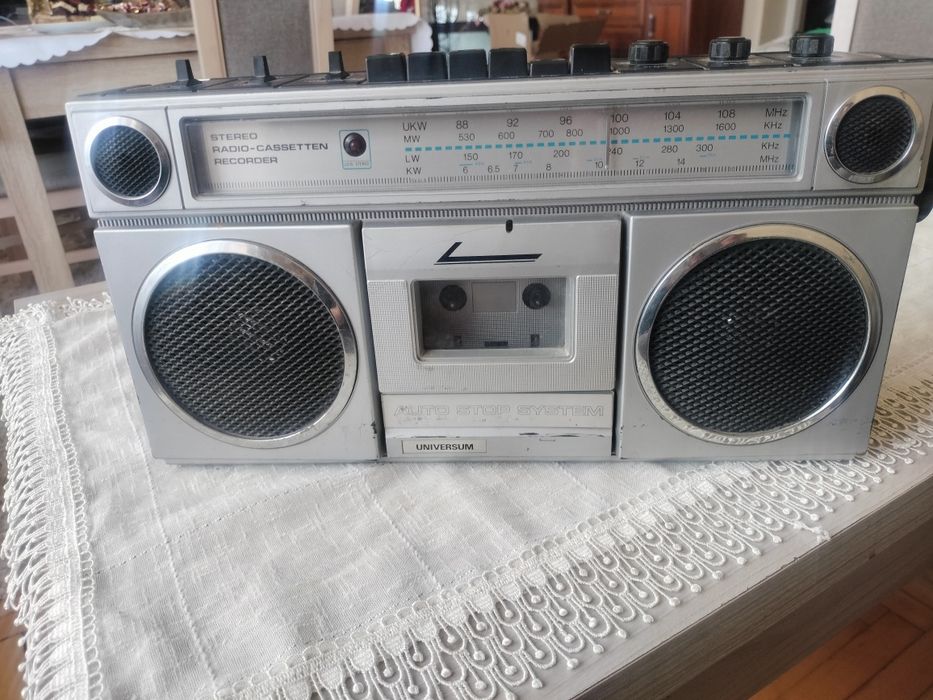 Radiomagnetofon Universum.prl,starocie