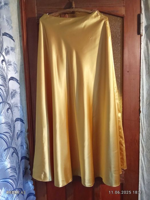 Продам юбки разные