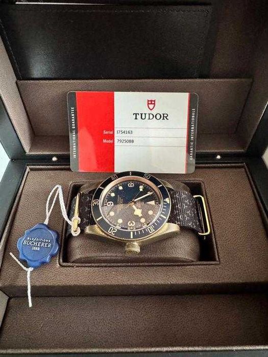 Tudor Black Bay Edição Limitada