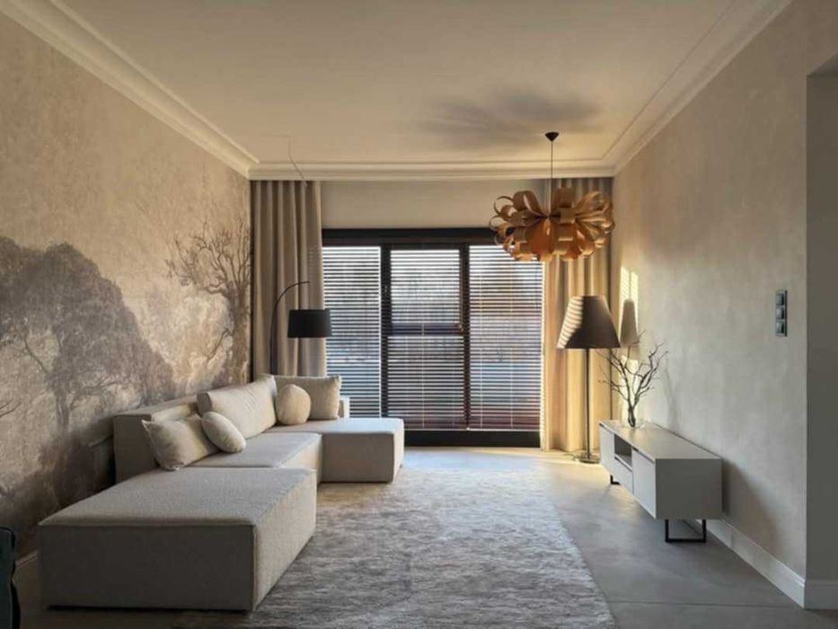 Beton architektoniczny / tynki dekoracyjne / trawertyn / rdza