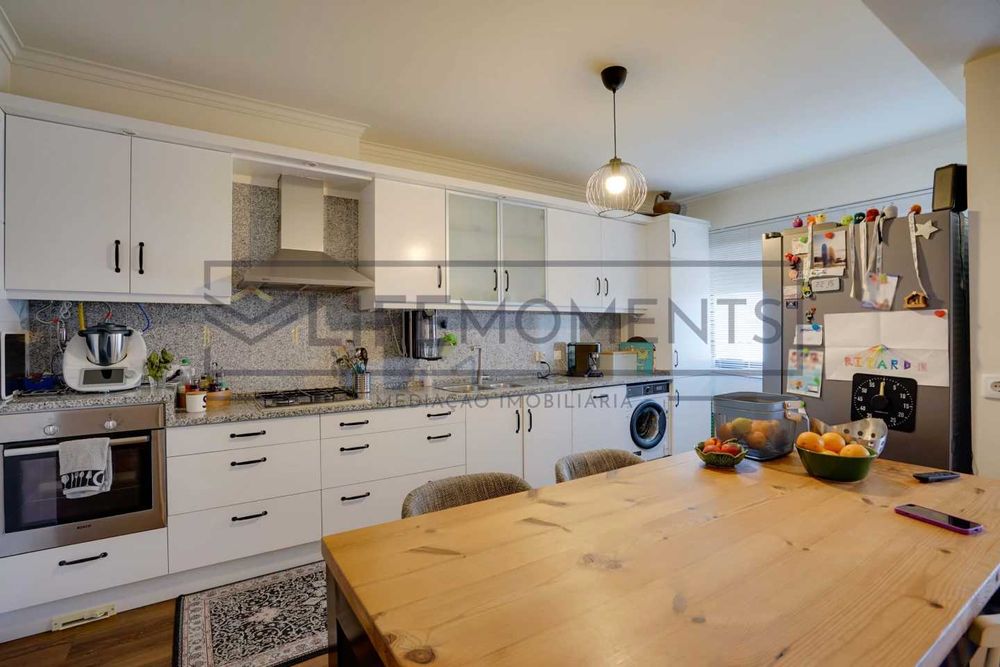 Apartamento T4 com vista rio